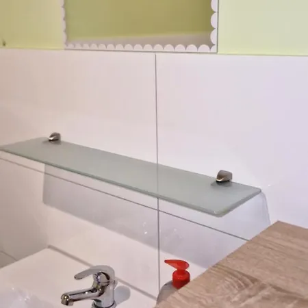 Zentral Gelegene In Bei Mainz Fuer Monteure Naehe A60 A66 A643 *